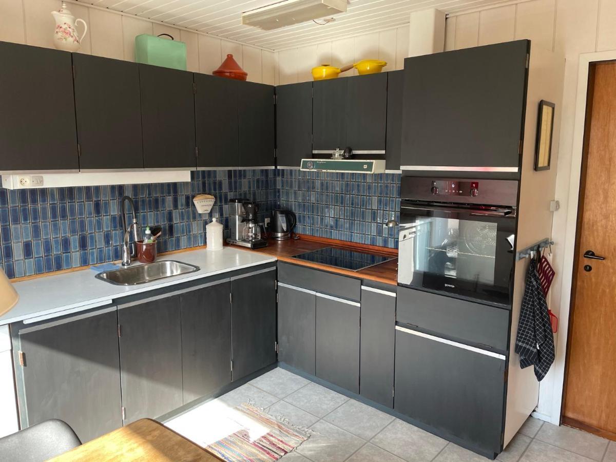 Retro Bolig - Fyldt Med Hygge! Ingen Luksus Apartment Kolind Luaran gambar