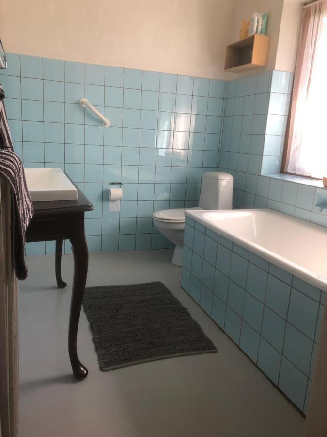 Retro Bolig - Fyldt Med Hygge! Ingen Luksus Apartment Kolind Luaran gambar