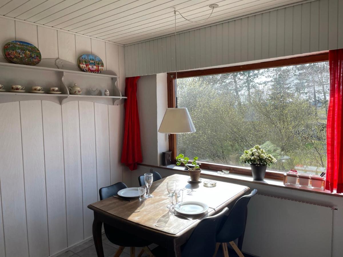 Retro Bolig - Fyldt Med Hygge! Ingen Luksus Apartment Kolind Luaran gambar