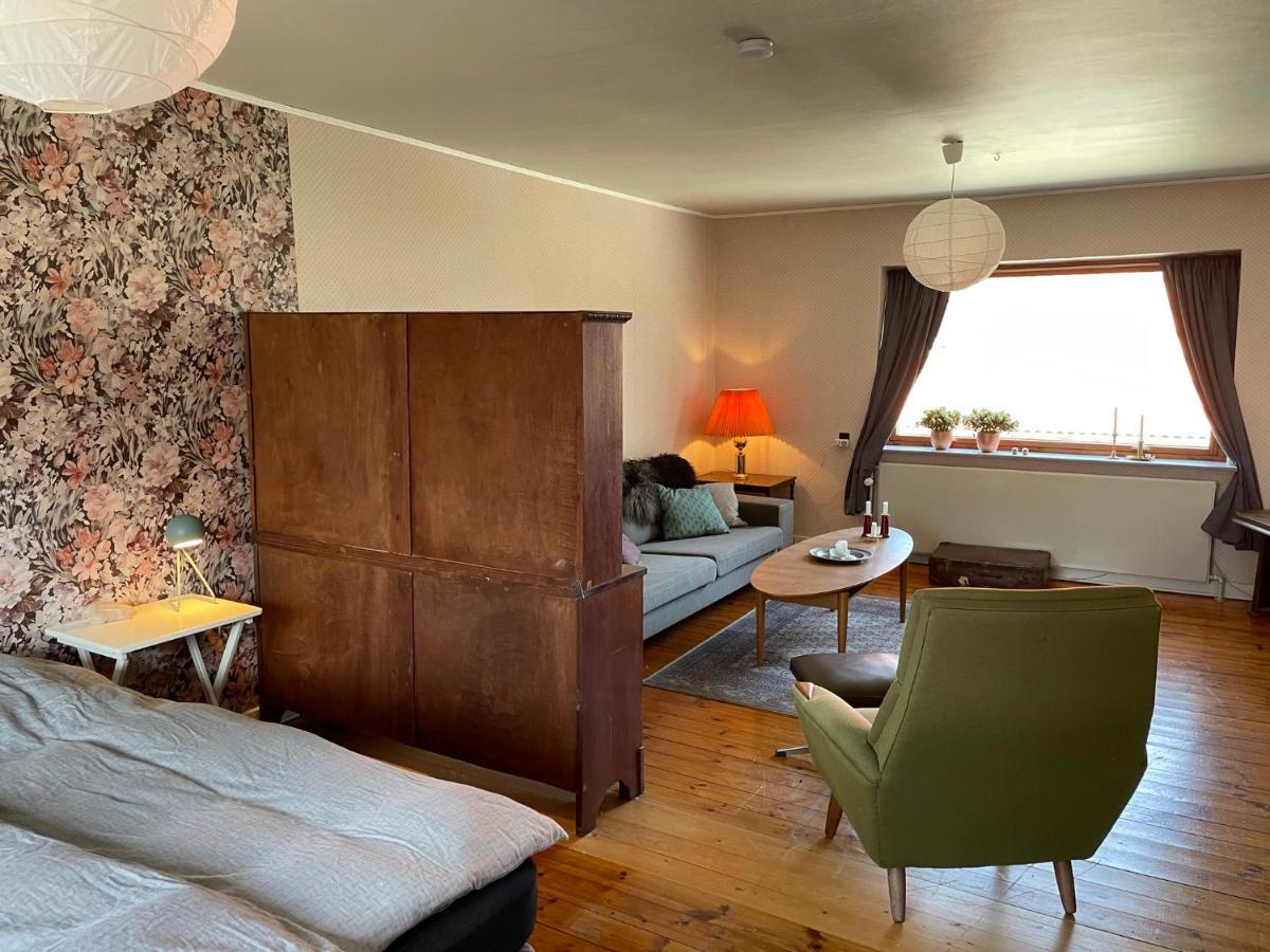 Retro Bolig - Fyldt Med Hygge! Ingen Luksus Apartment Kolind Luaran gambar